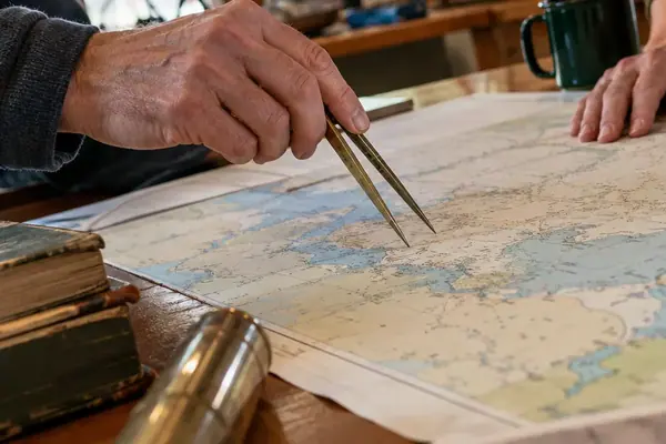 Mapping the Historic 1895 Route Through Slocum’s Original Anchorages and Waypoints